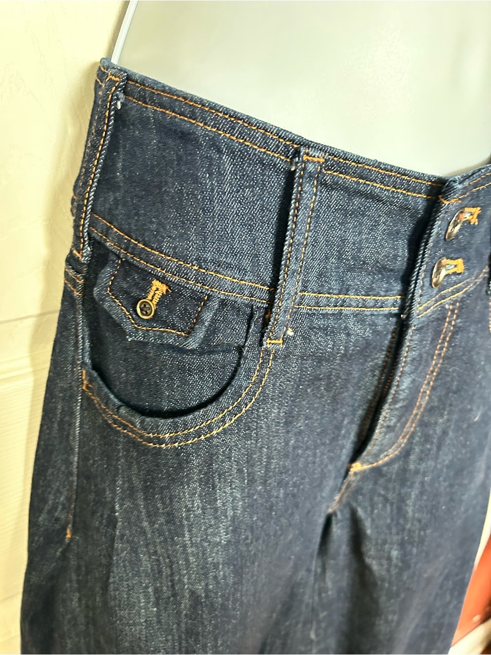 Pilcro Wide-Leg High-Rise Black Denim Jeans - Picture 10 of 11